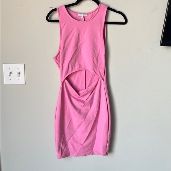 iris Dresses & Skirts - Iris Pink Backless Dress